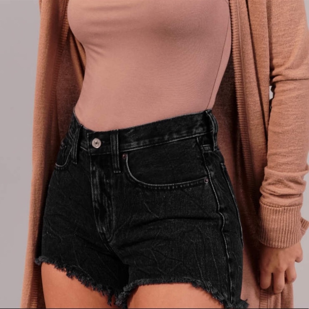 Abercrombie and Fitch Annie High rise short